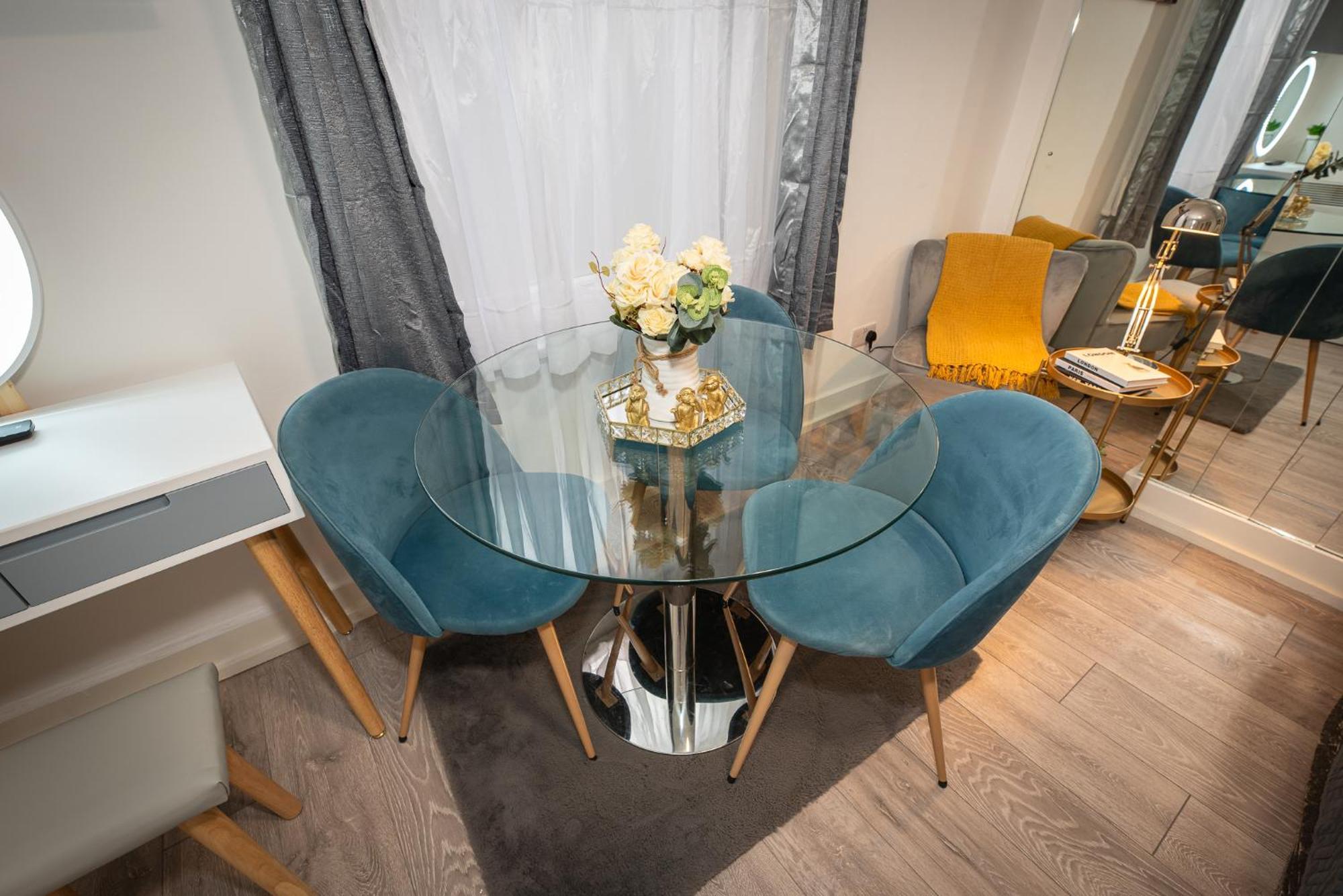Chic Studio Apartment, Bus 18 To Euston In 30 Min. Londres Exterior foto